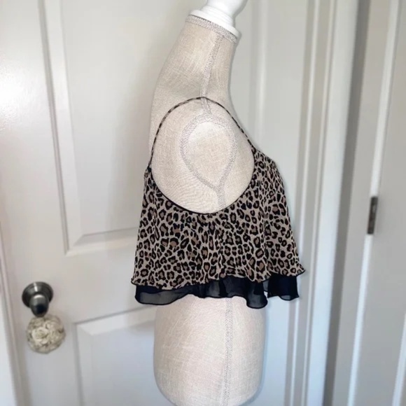 Charlotte Russe | NWT Y2K Made In USA Leopard Print Ruffle Crop Top | Size M - Picture 2 of 9